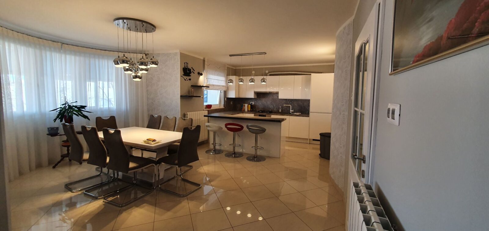 ISZTRIA, VIDIKOVAC - Gyönyörű családi négyemeletes ház