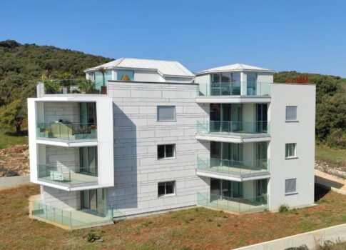 ISZTRIA, ROVINJ - Luxus apartman a strand közelében