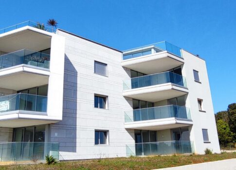 ISZTRIA, ROVINJ - Luxus apartman a strand közelében