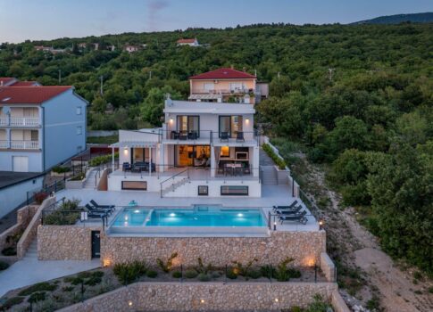 ŠMRIKA - Villa panorámás kilátással a tengerre