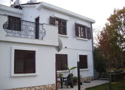 Krk-sziget, Njivice - Családi ház nagy kerttel