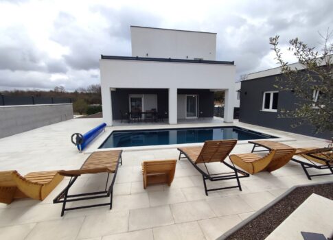 ISZTRIA, VODNJAN - Modern villa 195m2, fűtött medence, szauna, jacuzzi, fényűzően berendezett