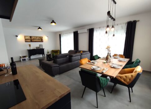 ISZTRIA, VODNJAN - Modern villa 195m2, fűtött medence, szauna, jacuzzi, fényűzően berendezett