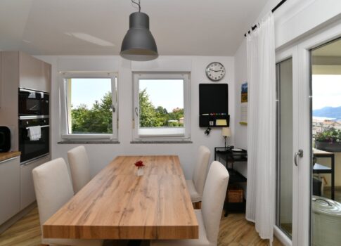 KASTAV - luxus penthouse tengerre néző kilátással