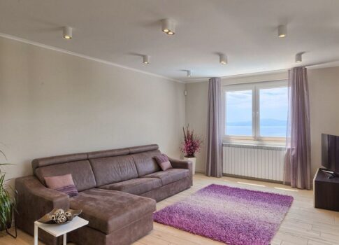 OPATIJA - egy gyönyörű villa medencével, panorámás kilátással a tengerre és teljes magánélettel