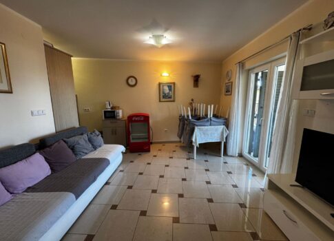 OPATIJA, KÖZPONT - 2 HÁLÓSZOBA + NAPPALI parkolóval és kilátással