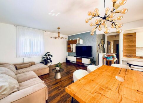 ISZTRIA, PÚLA - Tágas és modern berendezésű apartman, 103 m², 1. emelet