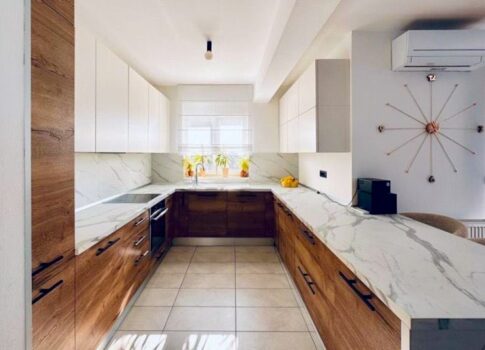 ISZTRIA, PÚLA - Tágas és modern berendezésű apartman, 103 m², 1. emelet