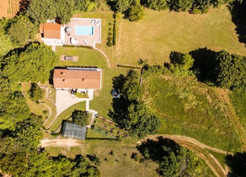 ISTRIA, PIĆAN - Autentikus isztriai szépség két házzal, medencével és teljes magánélettel!