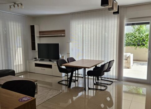 ISZTRIA, PÚLA - Egyedülálló helyszín a tengerparton