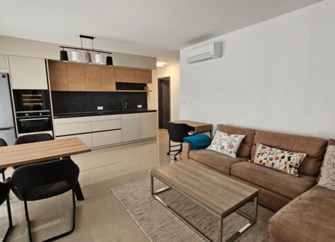 ISZTRIA, PÚLA - Egyedülálló helyszín a tengerparton