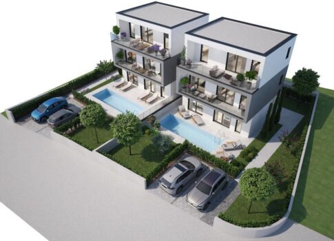 ISZTRIA, POREČ - 2 családi ház építés alatt