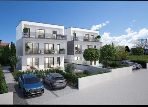 ISZTRIA, POREČ - Családi ház építés alatt