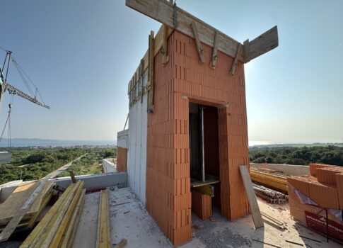 PETRČANE - Luxus penthouse lakás 105m² - Tengerre néző!!