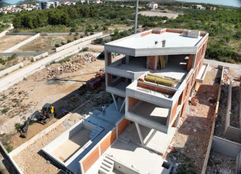 ŠIBENIK, VODICE – Penthouse panorámás tengerre néző kilátással, szabadságot és fényt lélegző luxus