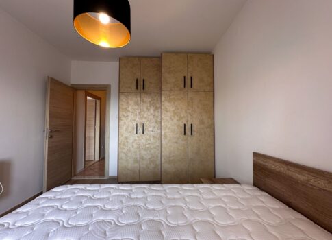 RIJEKA, BELVEDER - bútorozott apartman loggiával és tengerre néző kilátással