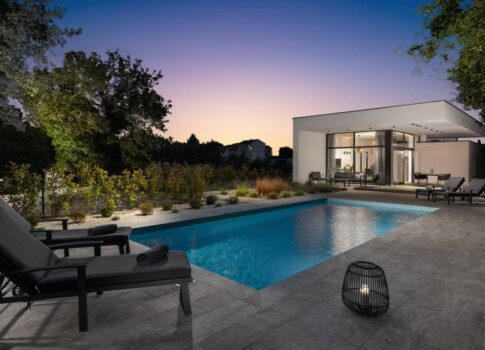 ISZTRIA, SVETVINČENAT - Modern villa medencével, csodálatos helyen