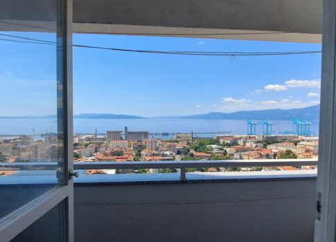 RIJEKA, BELVEDER - gyönyörű apartman tengerre néző kilátással