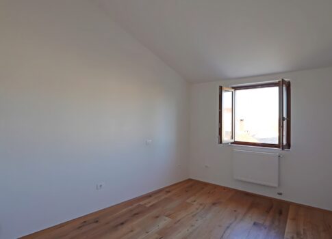 ISZTRIA, BUJE - Kényelmes apartman kőépületben