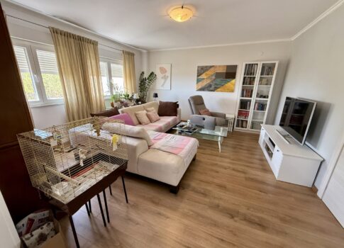 RIJEKA, ŠKURINJE - 3 hálószoba + nappali, 76 m2, kilátás, 2. emelet!