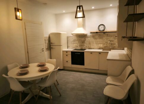 RIJEKA, KANTRIDA - újonnan felújított apartman 60 méterre a tengertől