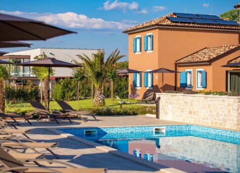 ISZTRIA, POREČ - Apartmankomplexum a tenger közelében