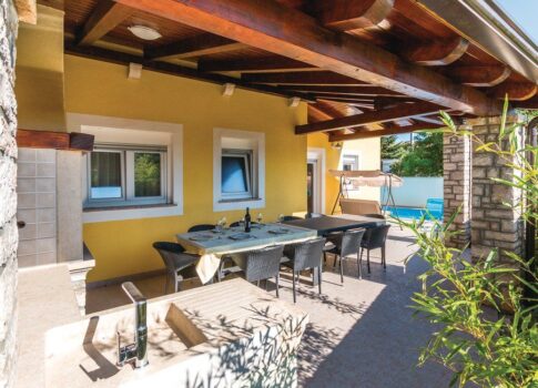 ISZTRIA, POREČ (környéke) - Ikerház medencével