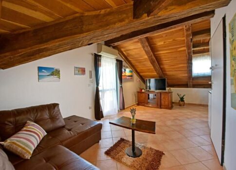 ISZTRIA, POREČ - Kétszobás apartman tengerre néző kilátással