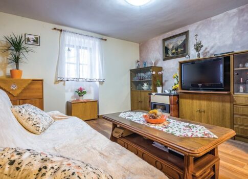 ISZTRIA, SVETI LOVREČ - Felújított kőház