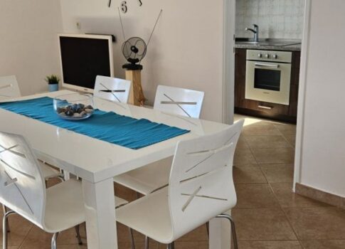 ISZTRIA, NOVIGRAD (Környék) - Gyönyörű lakás csendes helyen, minden kényelem közelében