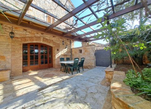 ISZTRIA, POREČ, VABRIGA - felújított kőház medencével