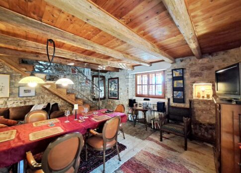 ISZTRIA, POREČ, VABRIGA - felújított kőház medencével