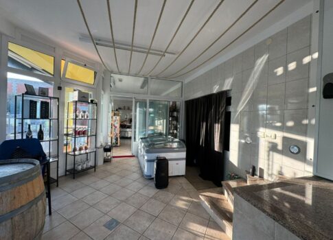 ISZTRIA, MEDULIN - Üzletépület, 250 m2, nagyszerű helyen, azonnal üzembe helyezhető