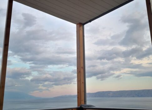 NOVI VINODOLSKI - Gyönyörű duplex apartman tengerre néző kilátással