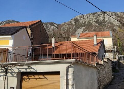 CRIKVENICA, TRIBALJ - Kőház 135 m2, tengerre néző kilátással