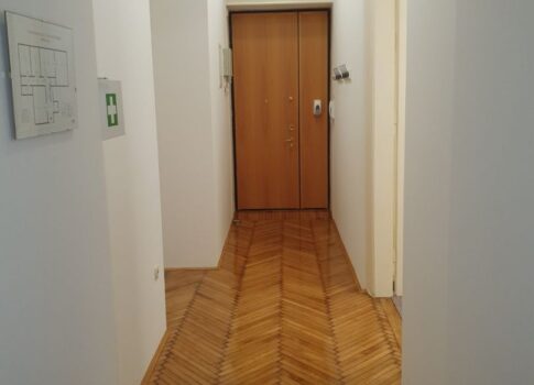 RIJEKA, KÖZPONT - 125 m2, Korzó közelében, 1. emelet!