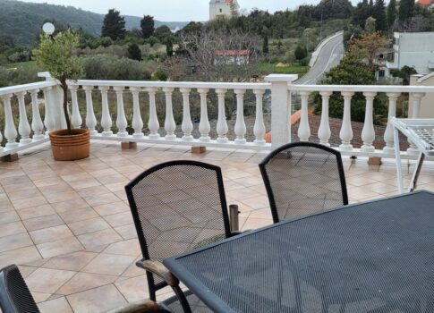 RAB SZIGET, KAMPOR - Teljesen bútorozott lakás befektetésnek