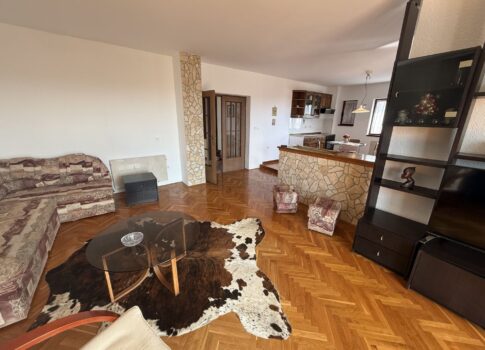 RIJEKA, SRDOČI - Nyílt tengerre néző apartman nagyszerű helyen