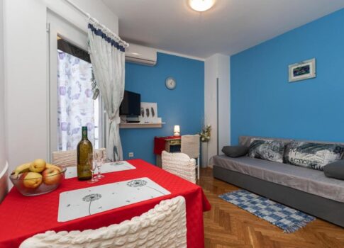 KRK SZIGET, BAŠKA - Bájos apartman erkéllyel