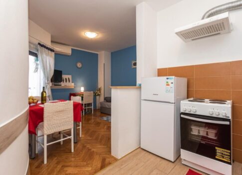 KRK SZIGET, BAŠKA - Bájos apartman erkéllyel