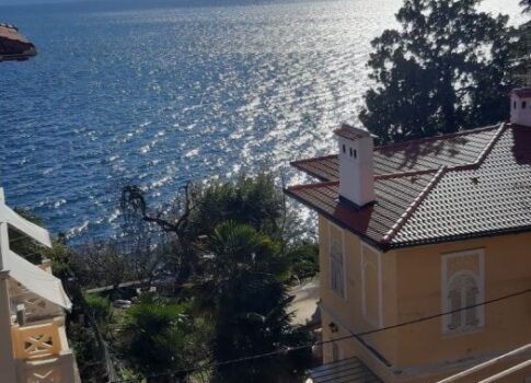 OPATIJA, LOVRAN - 152 m2-es lakás, gyönyörű kilátással, tele potenciállal