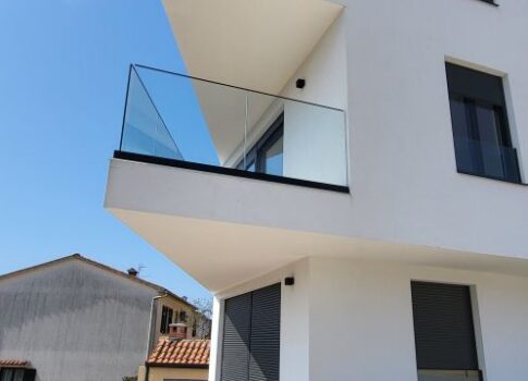 ISZTRIA, POREČ - 60 m2-es költözhető lakás egy új épületben