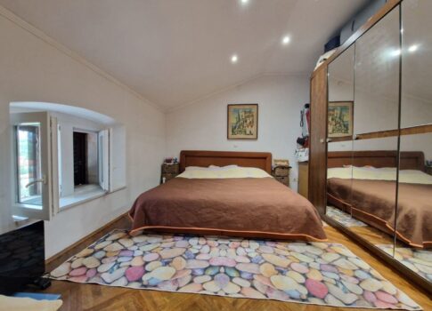 ISZTRIA, BUJE - Apartman egyedülálló helyen