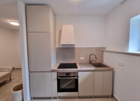 ISZTRIA, POREČ - Újonnan átalakított apartman nagyszerű helyen