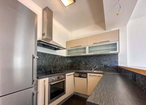 RIJEKA, DONJA DRENOVA - gyönyörű apartman terasszal és tengerre néző kilátással
