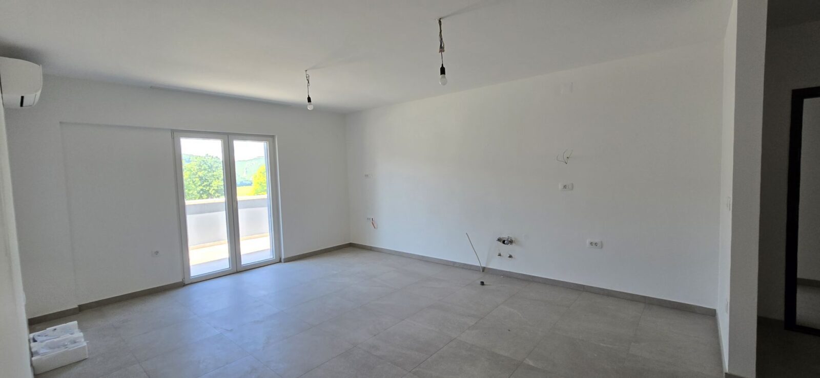 ISZTRIA, BUZET - Gyönyörű egy hálószobás apartman minden szolgáltatás közelében