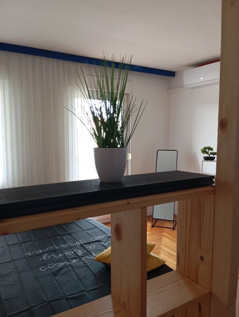 ISZTRIA, PULA - Tengerparti apartman első sorban, 40 m2