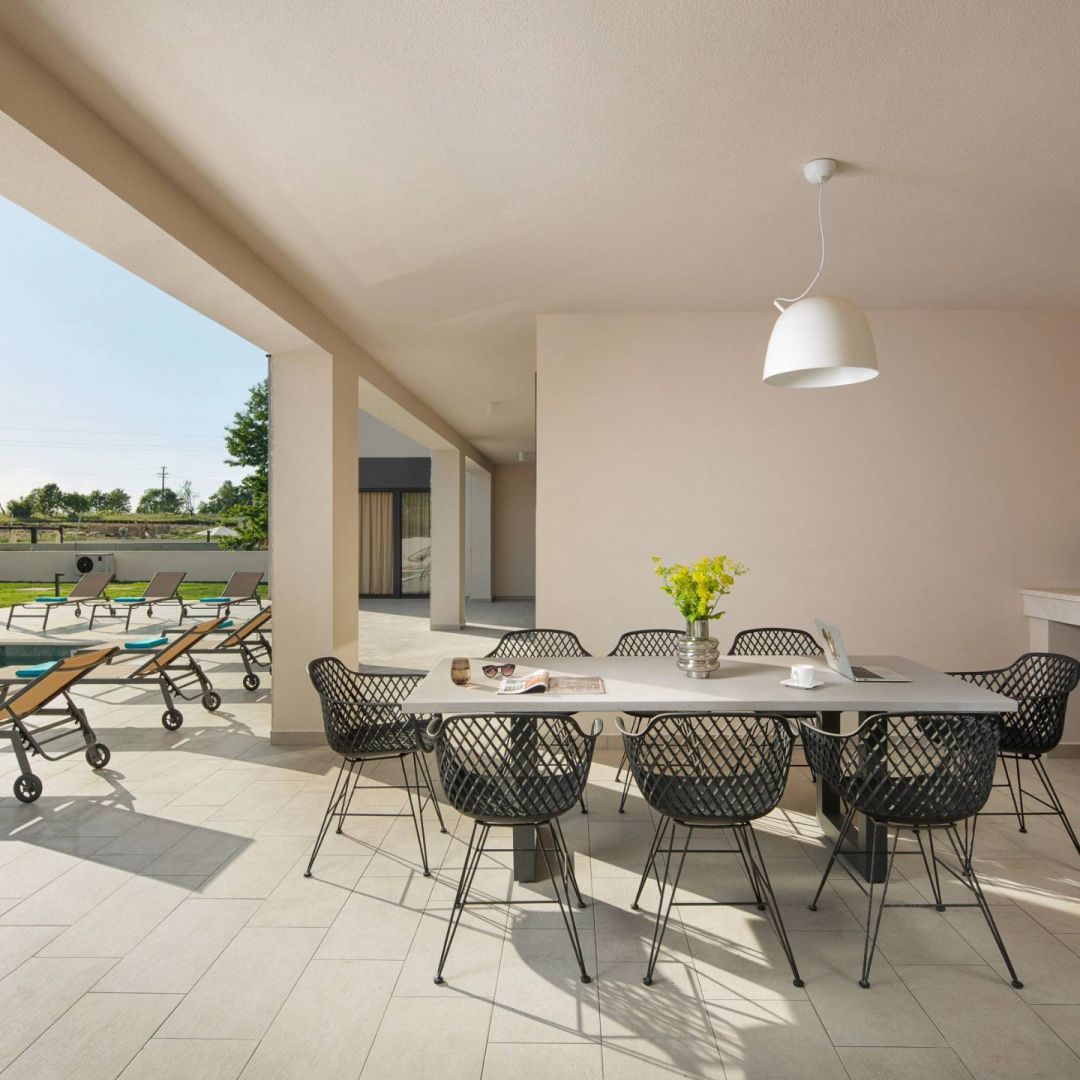 ISZTRIA, LABIN - Luxusvilla medencével, wellness-részleggel és teniszpályával