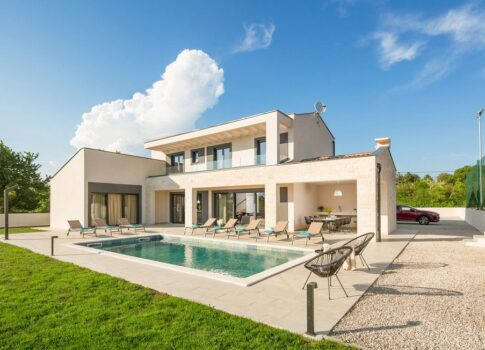 ISZTRIA, LABIN - Luxusvilla medencével, wellness-részleggel és teniszpályával
