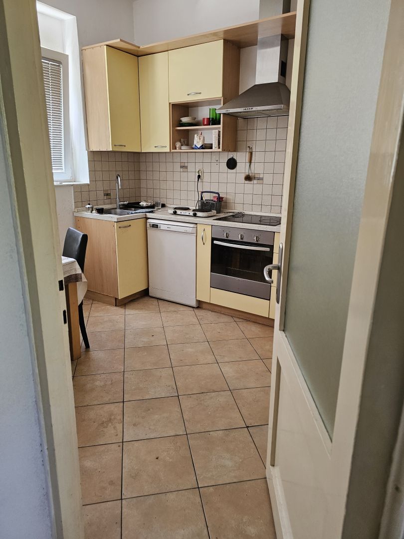 RIJEKA, PIRAMIDA - 1 szobás lakás + nappali